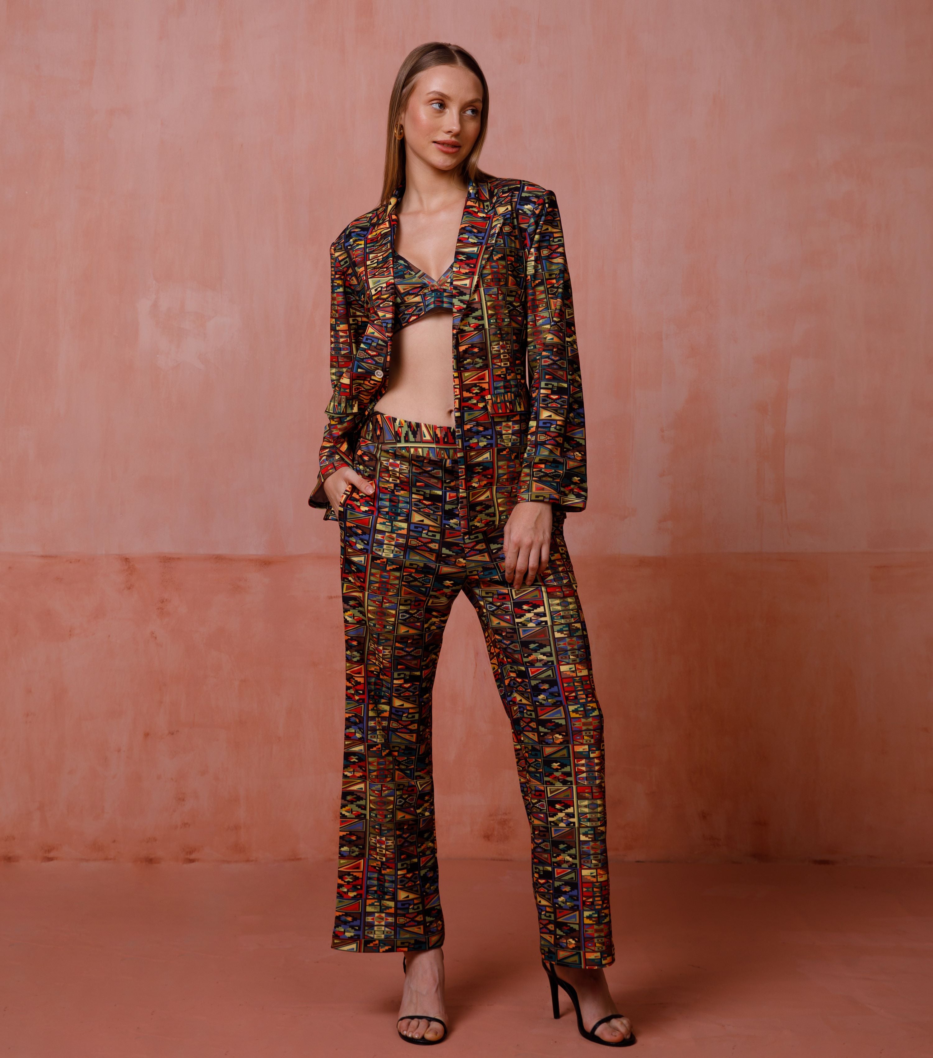 Abstract Style Blazer 3 Piece | 3 bison